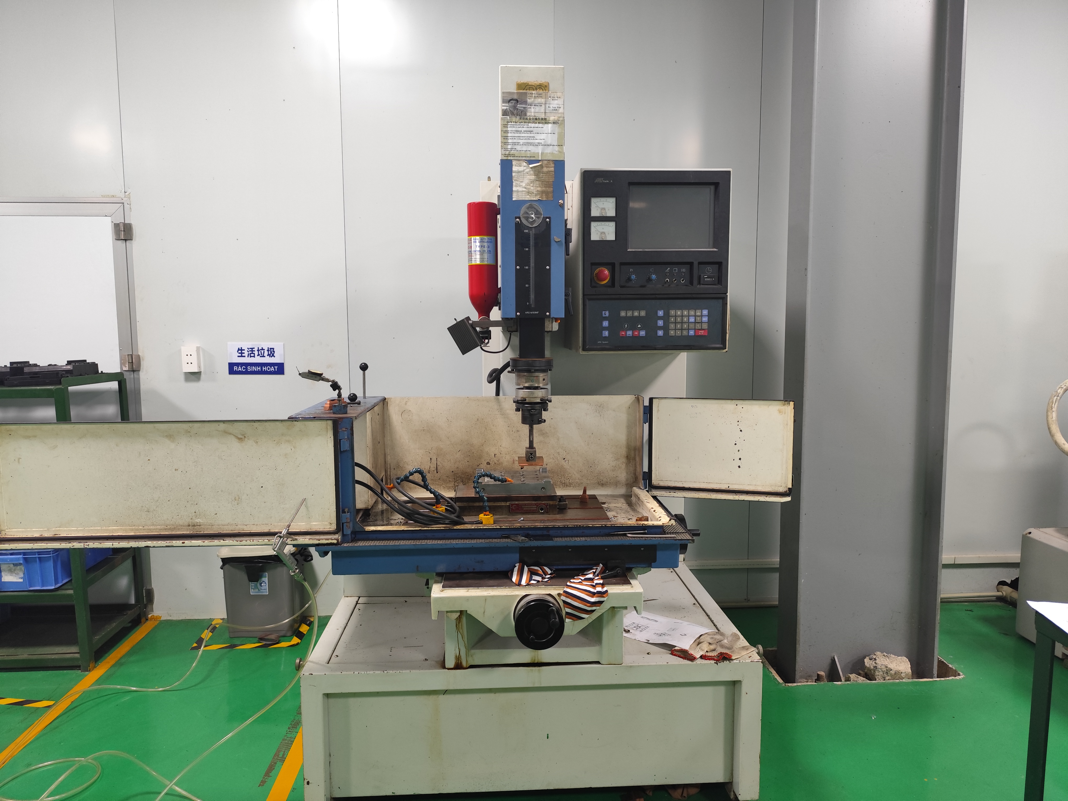 CNC milling machine (9)
